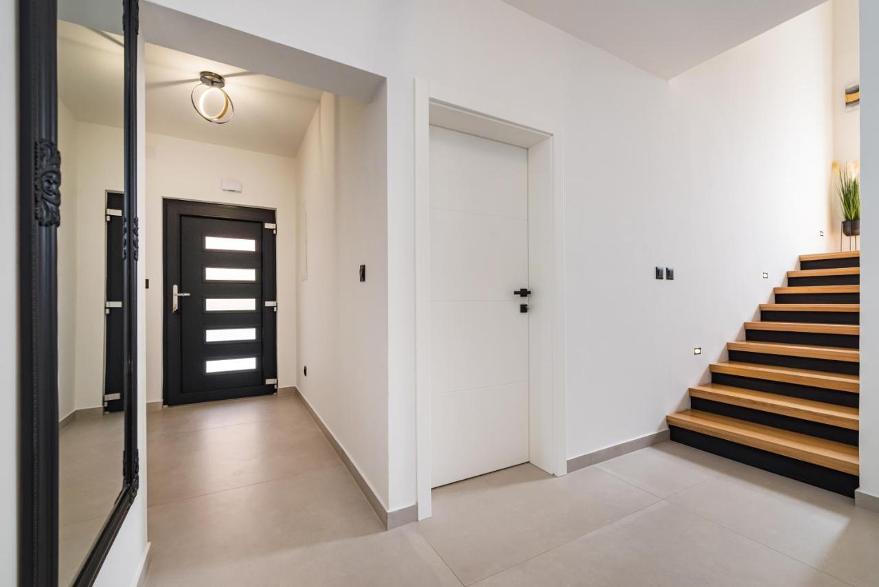 Holiday House Vito Zadar Bagian luar foto