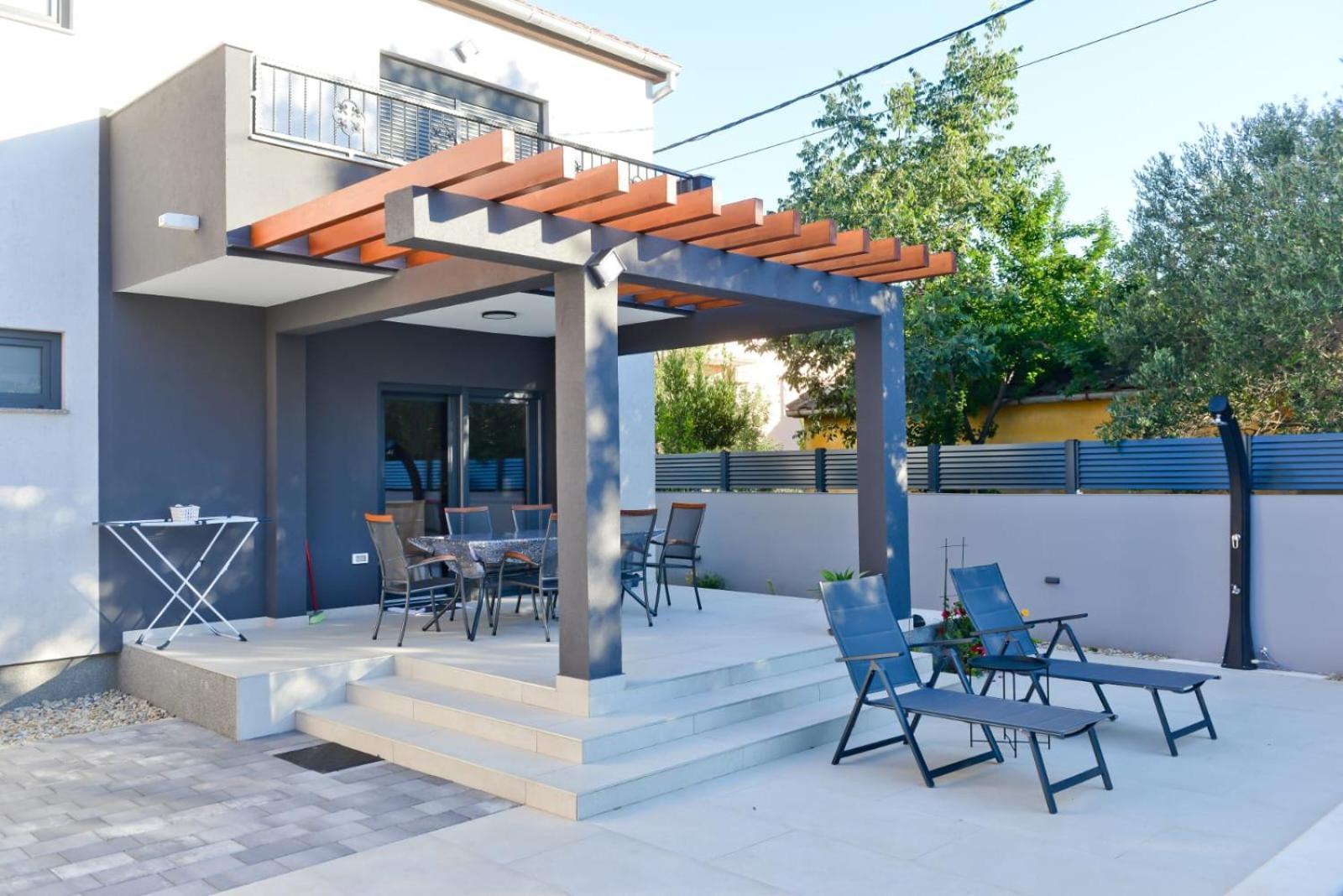 Holiday House Vito Zadar Bagian luar foto